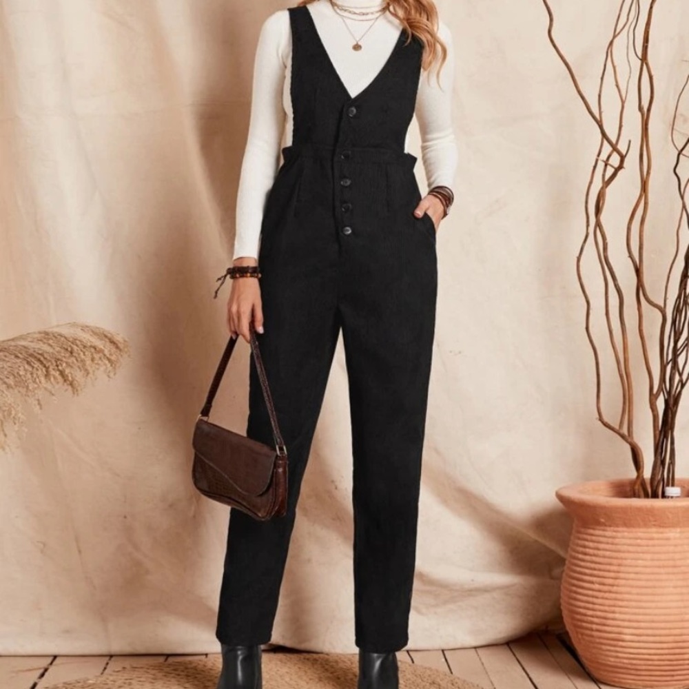 🟢3/$15 Black Corduroy Overalls